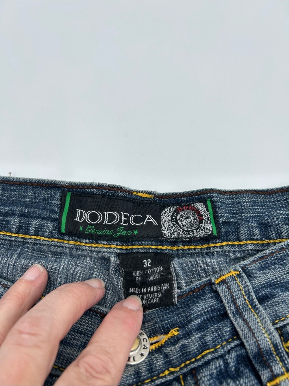Dodeca Distressed Embroidered Men’s Denim Jean Shorts 32 - Picture 2 of 10